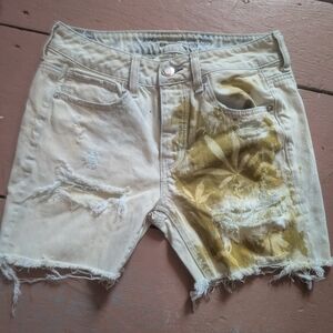 American Eagle Outfitters Distressed Jean Shorts - Cream and Gold